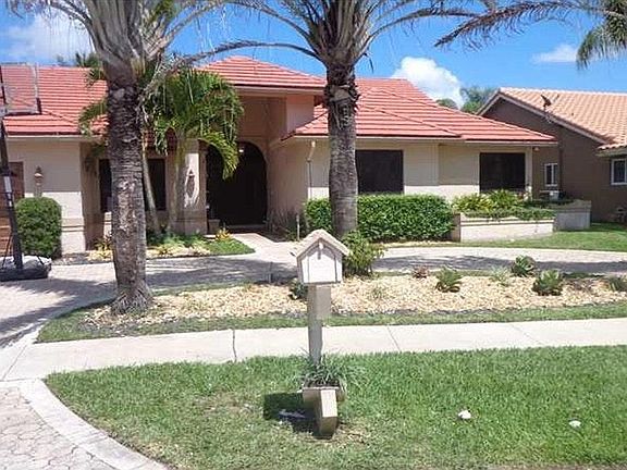 2nd image of 530 NW 107th Ave