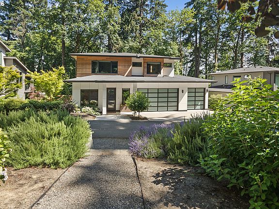 3rd image of 13344 Briarwood Ln