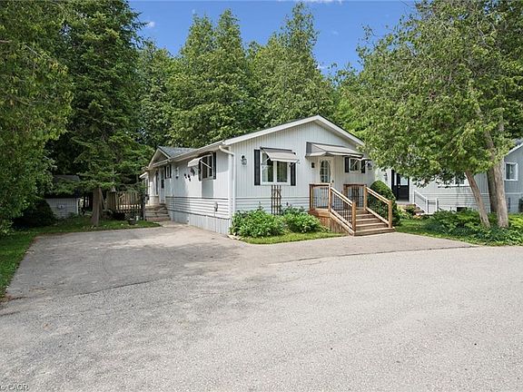 2nd image of 4 Spruce Ave