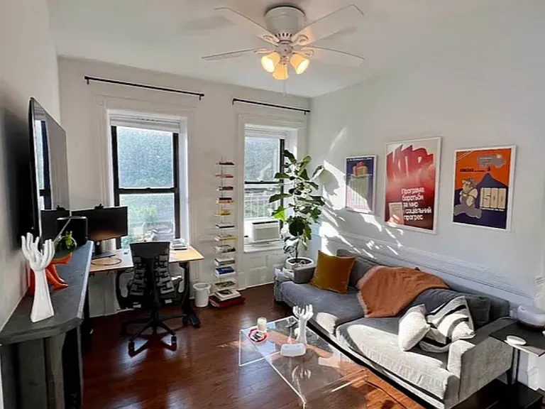 38 Macdougal St #5B — Photo 7