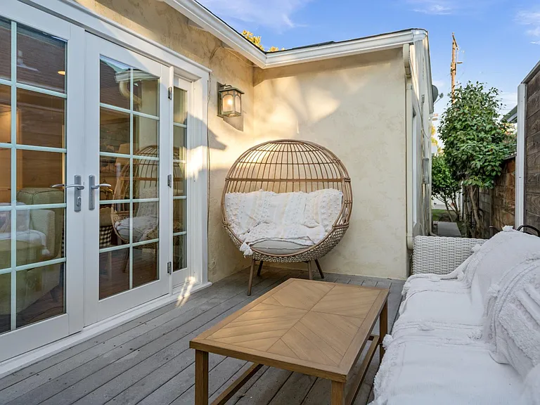 423 Pomona Ave — Photo 37