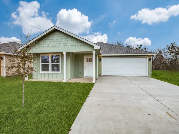203 Thomas St, Terrell, TX 75160