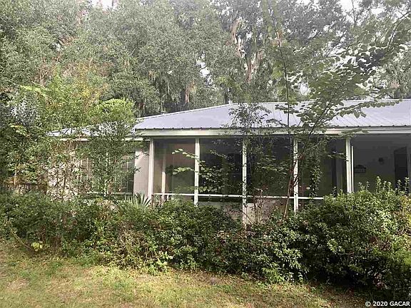 5th image of 805 NE 9th St #B