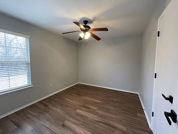 2nd image of 3502 SW Deerfield Blvd #1