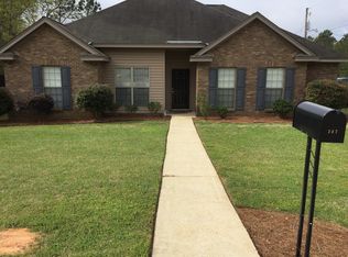 247 Magnolia Dr, Prattville, AL 36067