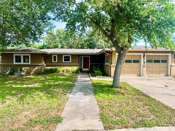 625 Catalina Pl, Corpus Christi, TX 78411