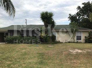 1909 NE 20th St, Cape Coral, FL 33909