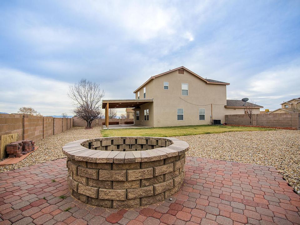 1st image of 8401 Casa Gris Ct NW