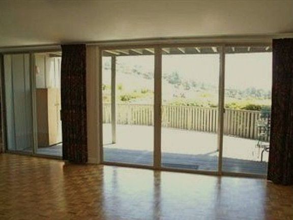 5th image of 28 Marinero Cir APT 5