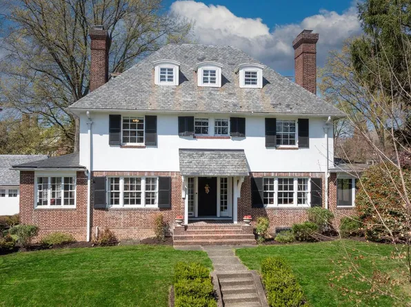 3808 Fenchurch Rd, Baltimore, MD 21218