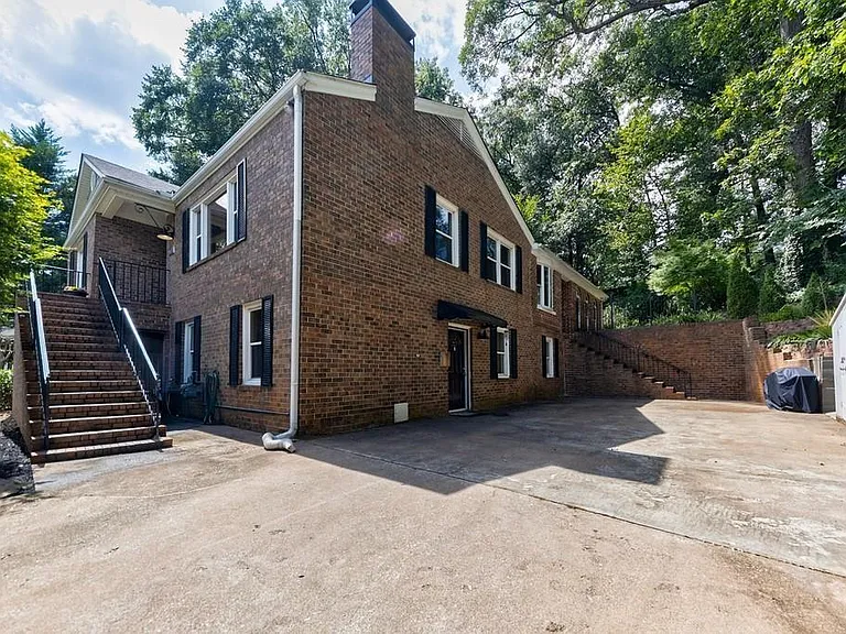 1645 Loring Dr NW — Photo 29