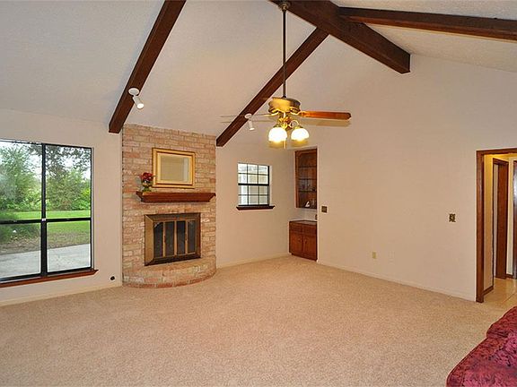 4th image of 11310 Ashwood Dr