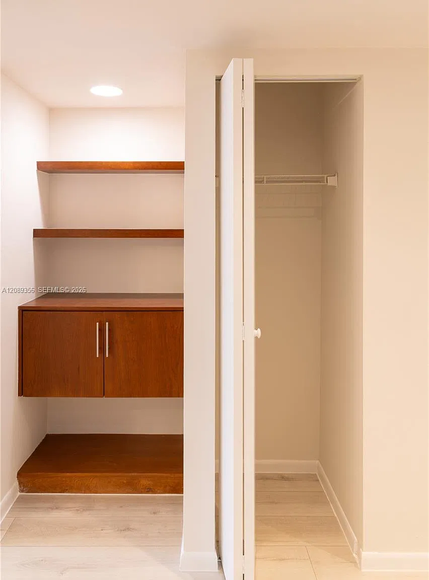 Brickell Key One Condo — Photo 3