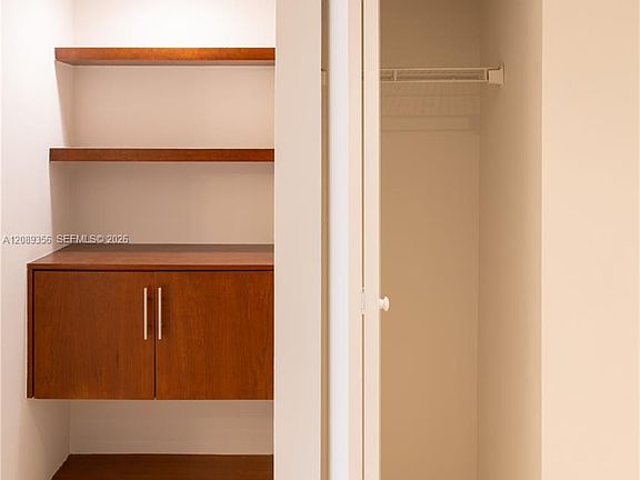3rd image of 520 Brickell Key Dr APT A512