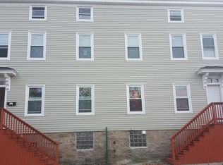 129 Branch St, Fall River, MA 02721