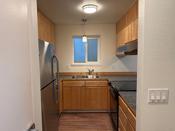 2nd image of 20301 19th Ave NE APT 301