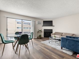 257 S Manhattan Pl APT 8, Los Angeles, CA 90004