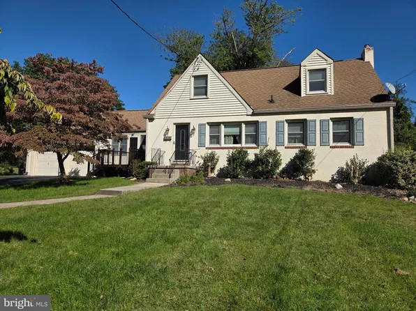 275 Glenwood Ave, Woodbury Heights, NJ 08097
