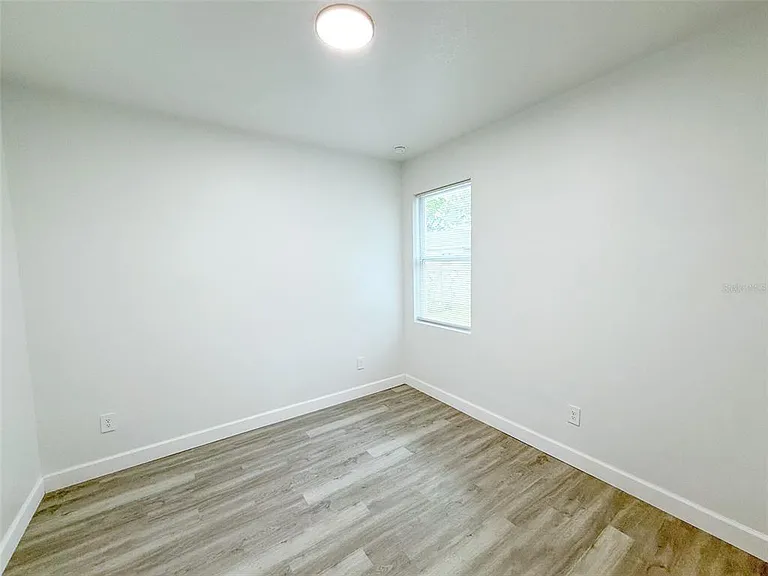 824 Hanover Ave — Photo 9