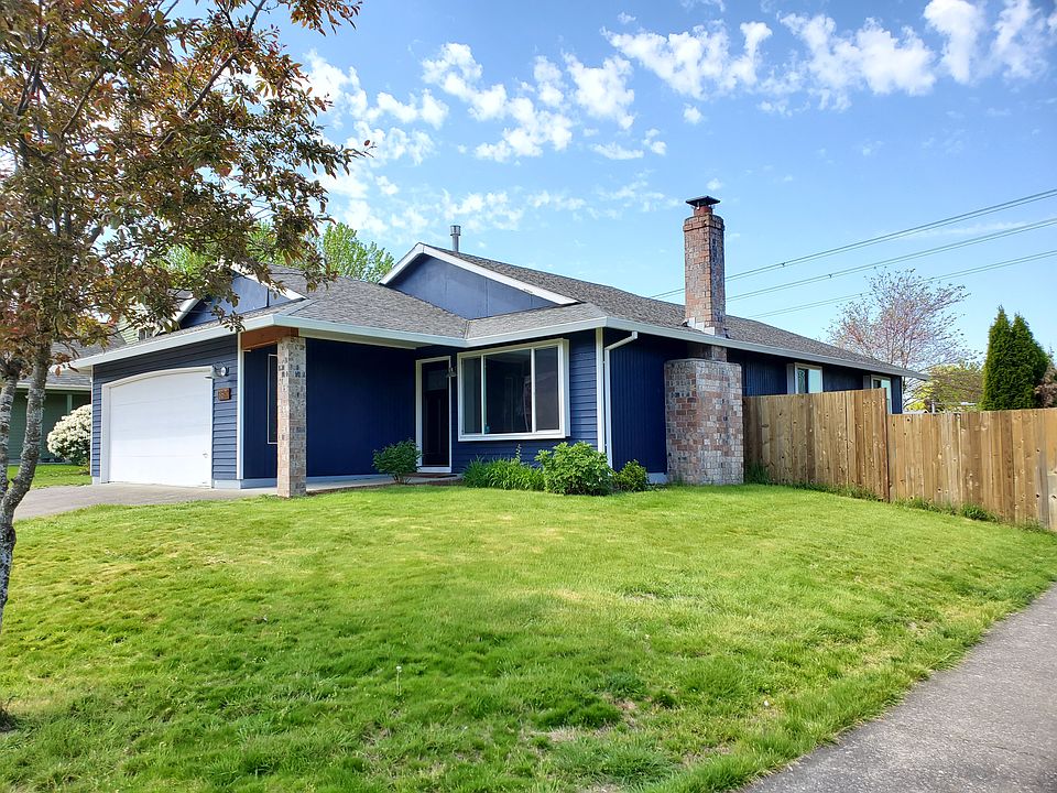 1st image of 1367 SW 213th Ave