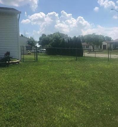 2nd image of 1298 Oak Park Dr