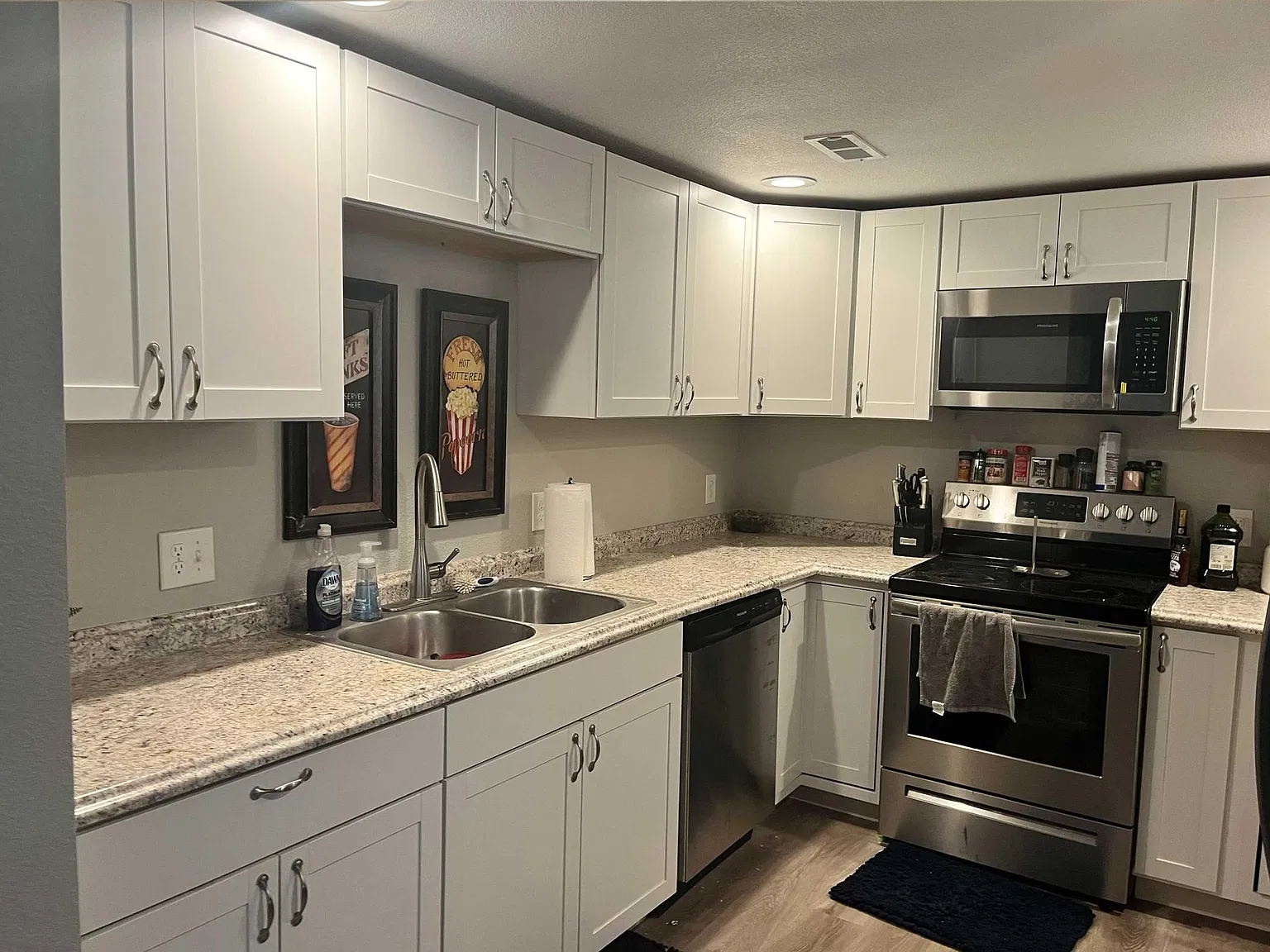 1017 E Costilla St — Photo 4