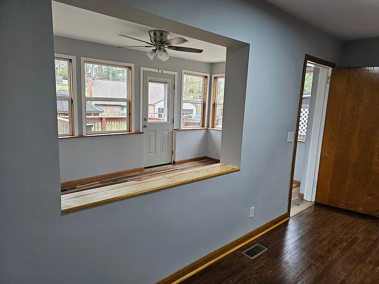 6231 Highland Dr — Photo 9