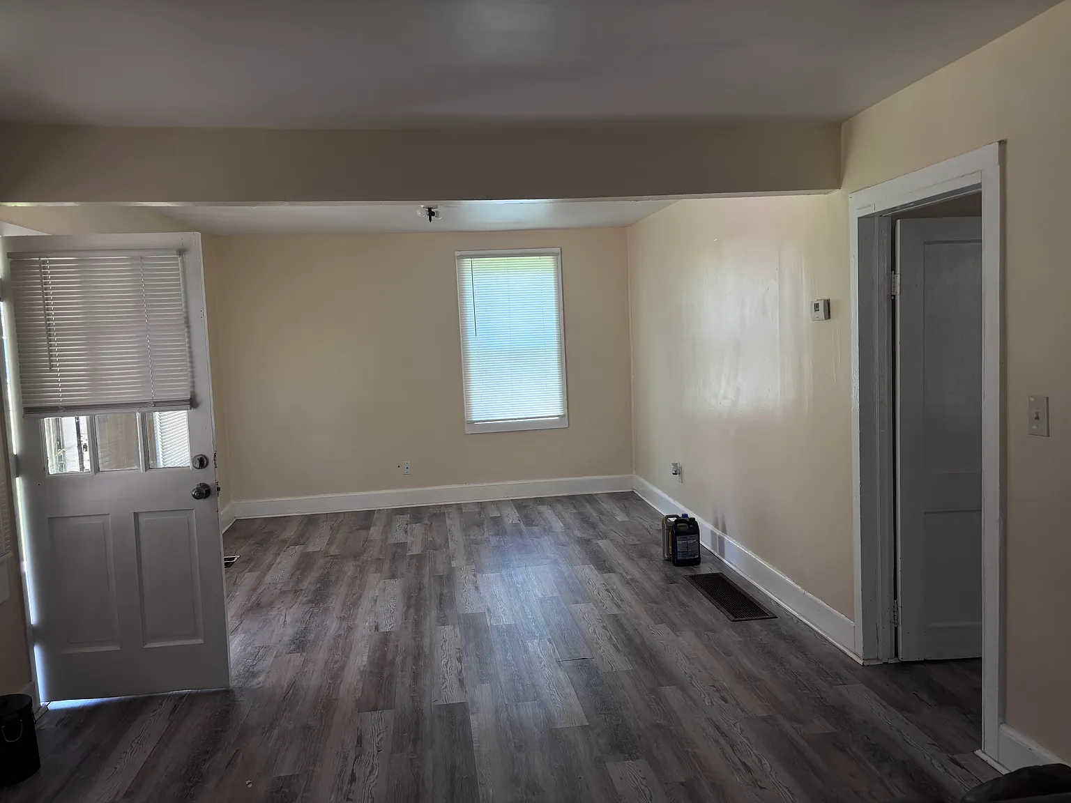 2 bed, 1170 sqft, $1,425 — Photo 2