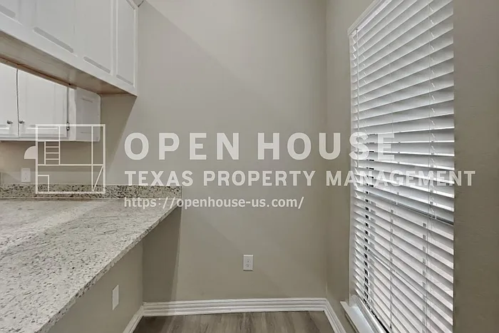4921 Arborgate Dr — Photo 7