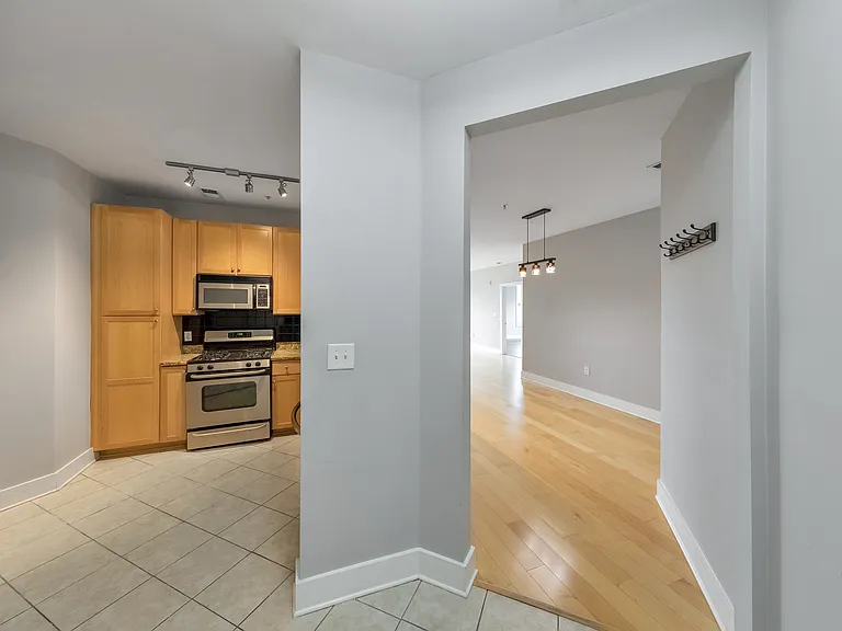 799 Hammond Dr #1-219 — Photo 16