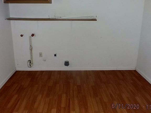 5th image of 310 Palm Dr