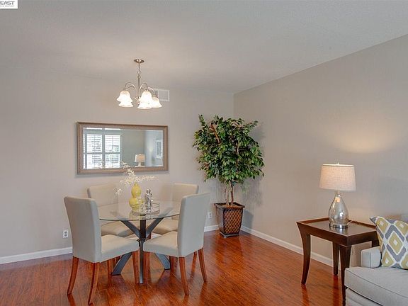 5th image of 7205 Prince Dr