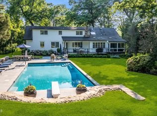 15 Circle Drive, Rumson, NJ 07760