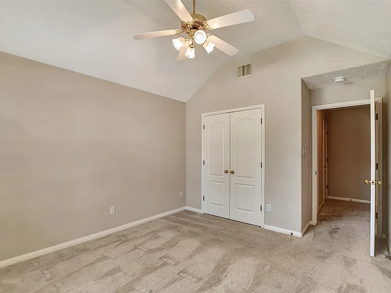 1110 Parkhaven Ln — Photo 34