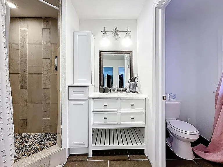 902 W Baker St — Photo 8