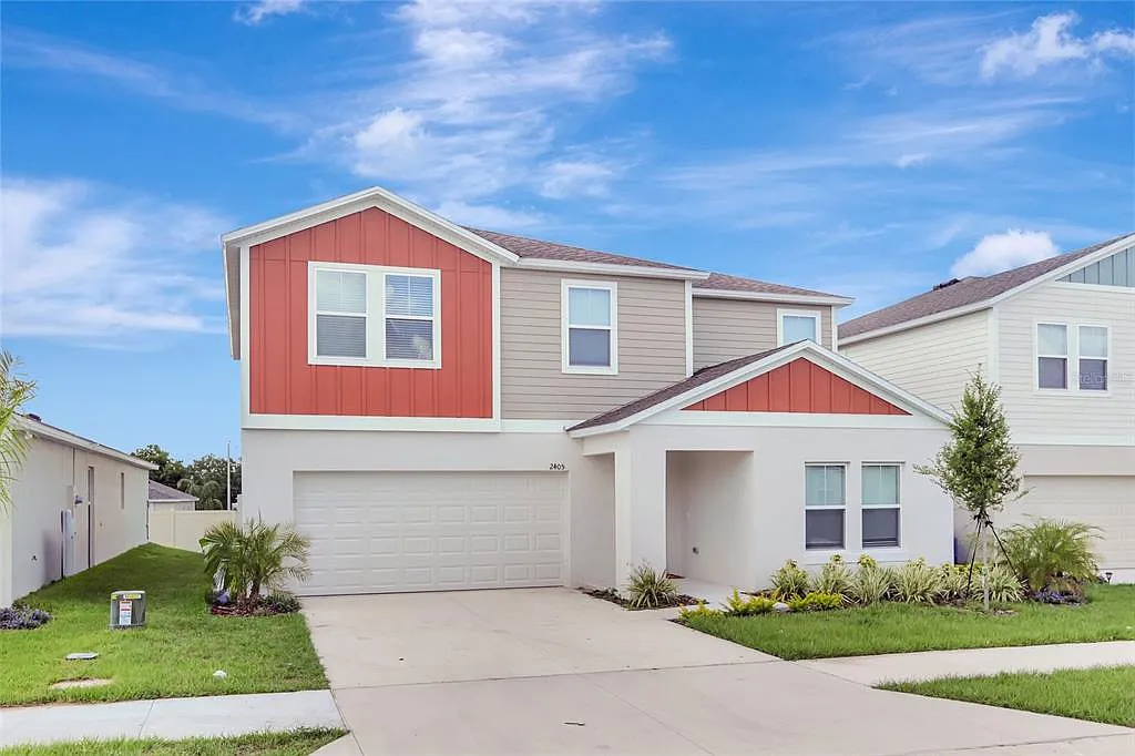 5 bed, 3.0 bath, 2933 sqft, $3,200 — Photo 3