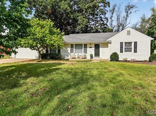 1001 Dovergate Dr, Saint Louis, MO