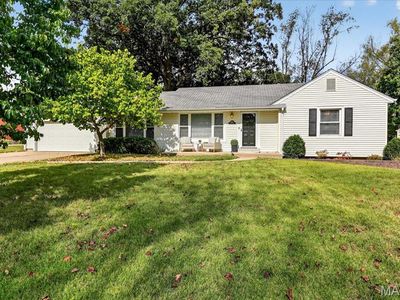 1001 Dovergate Dr, Saint Louis, MO, 63122