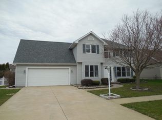 545 S Poplar St, Manteno, IL 60950