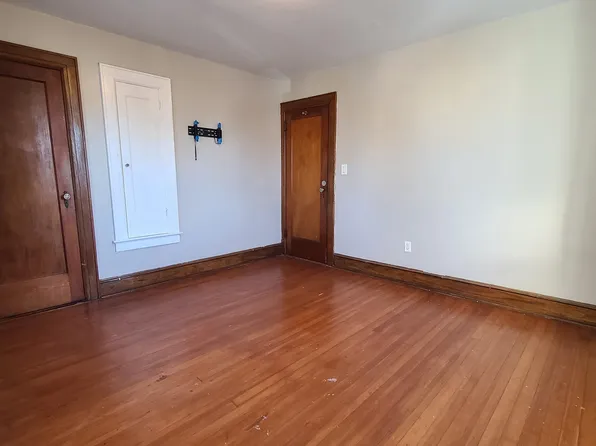 1511 40th Street image 18 of 22