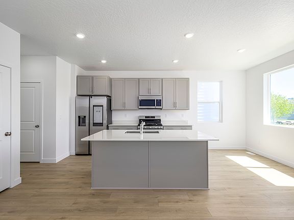 007 lennar 914 w 1600 s 6 808