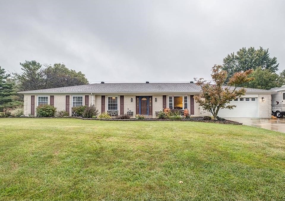 1st image of 651 Augusta Dr