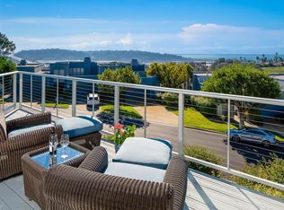 1060 America Way, Del Mar, CA 92014
