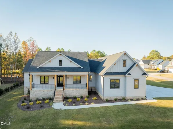 27 Batten Hill Ln, Selma, NC 27576