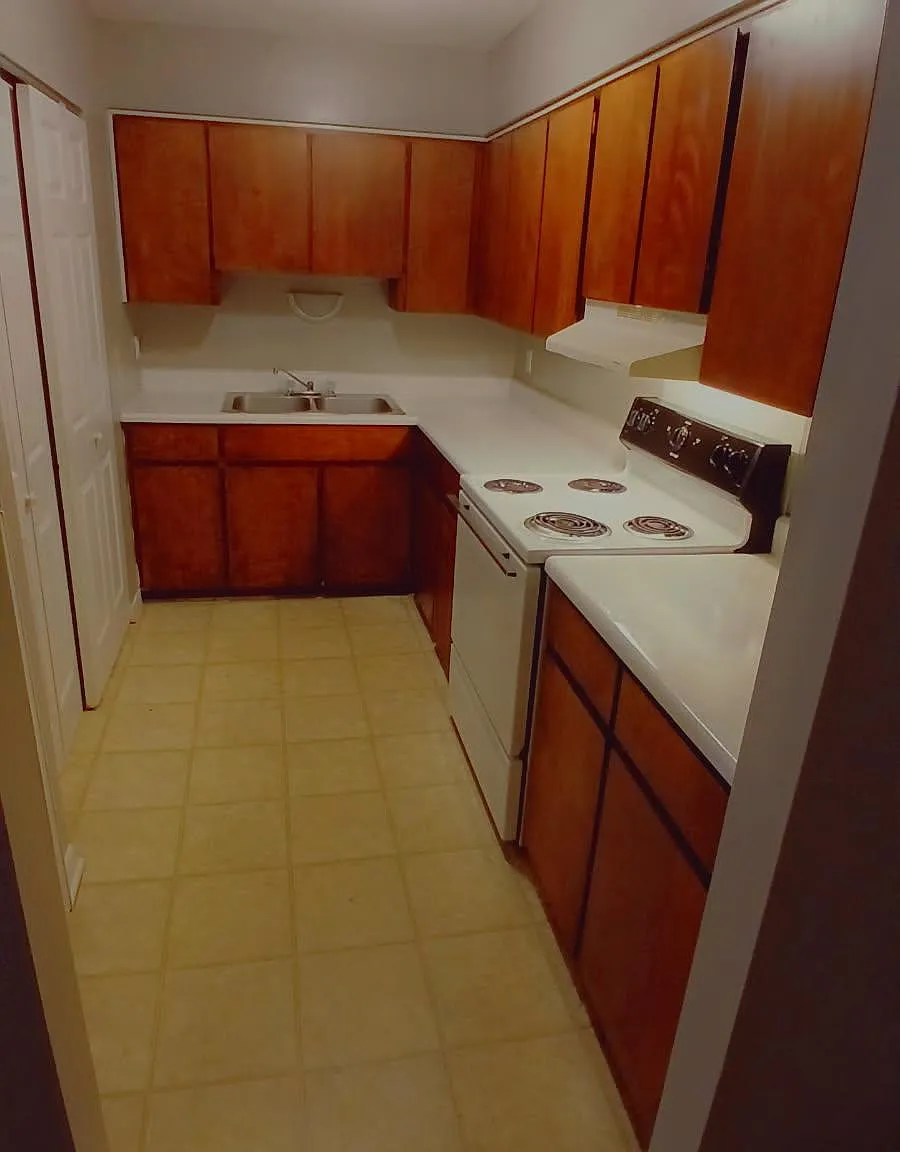 Long Meadow Apartments - C-15 — Photo 1