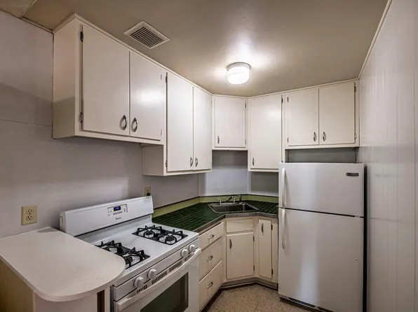 815 Race St APT 2, Cincinnati, OH 45202