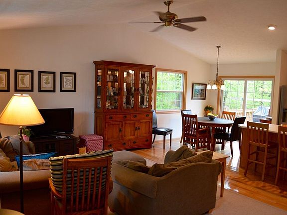 5th image of 8280 Aimee Ln