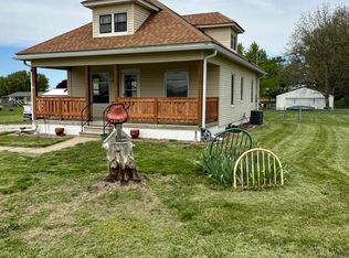 446 E Kimball St, Hancock, IA 51536