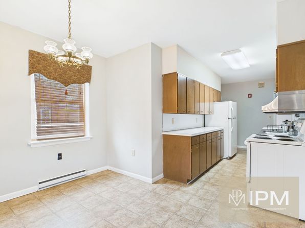 45 S Main St APT 2