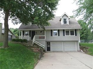 1413 Camille St, Liberty, MO 64068